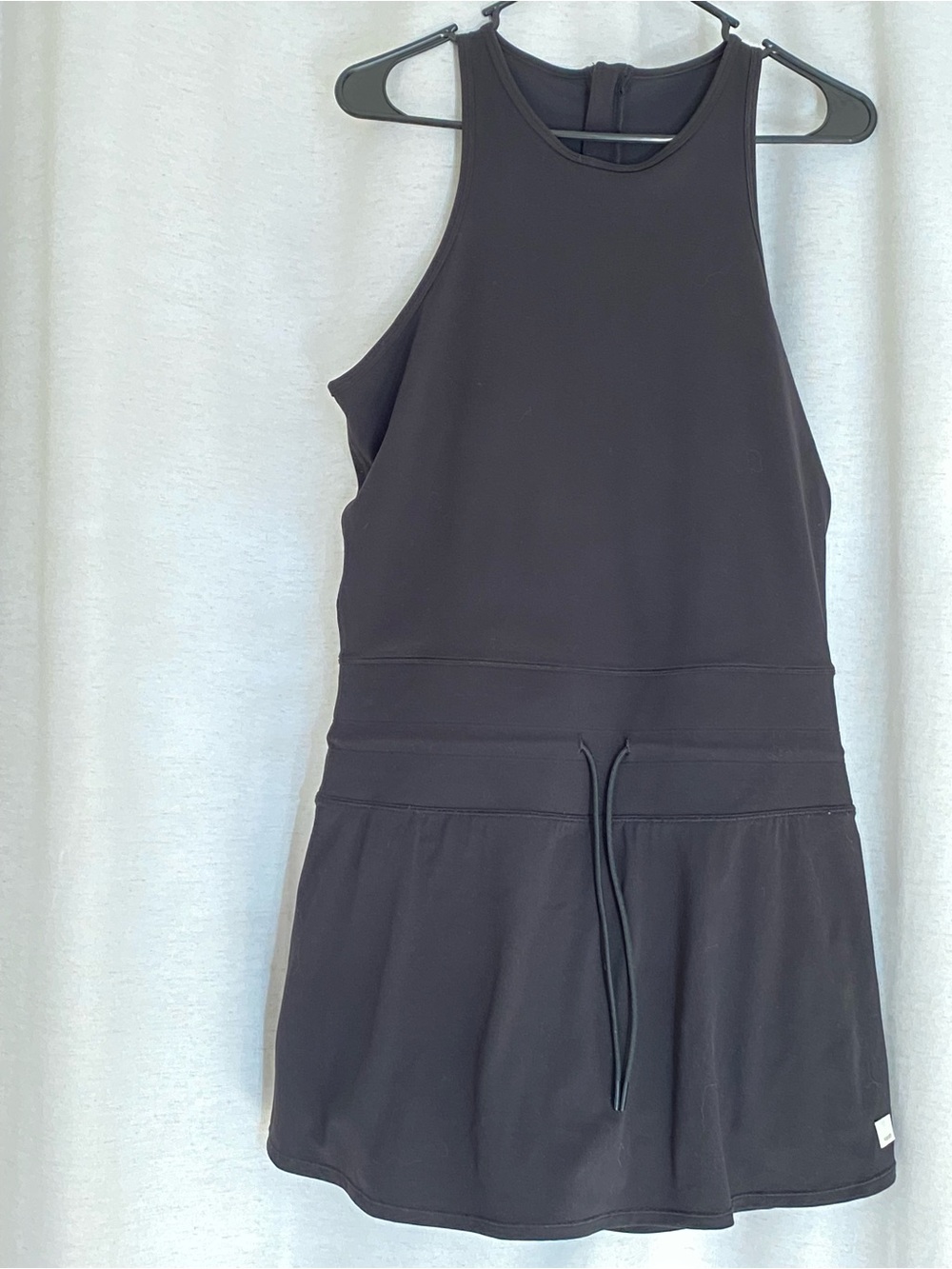 Vuori Daily Tennis Dress in Black Women’s Size Large Built in Shorts - Picture 12 of 13